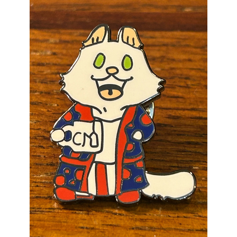 Unisex Breaking Cats
Lupin PJ Pin 
White Red